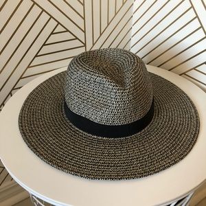 J.Crew Packable Straw Hat - S/M